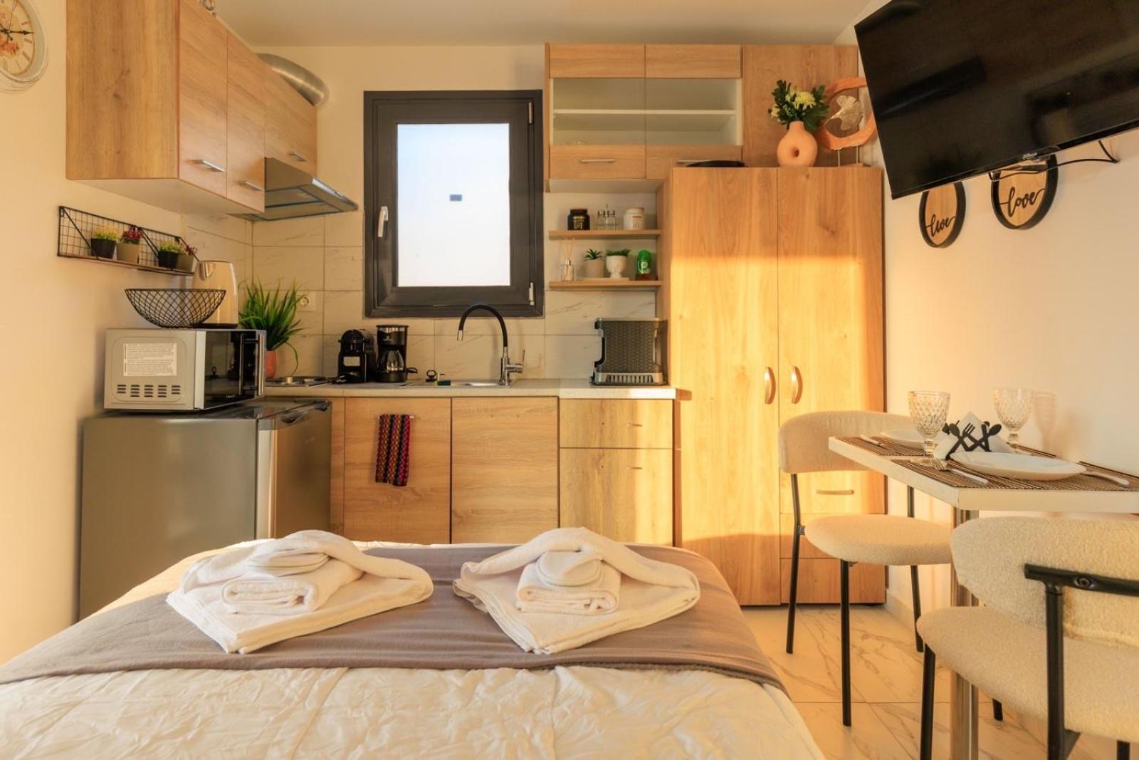 Aiolos Super Lux Suite Jucuzzi Nea Smyrni Centre Athen Exterior foto