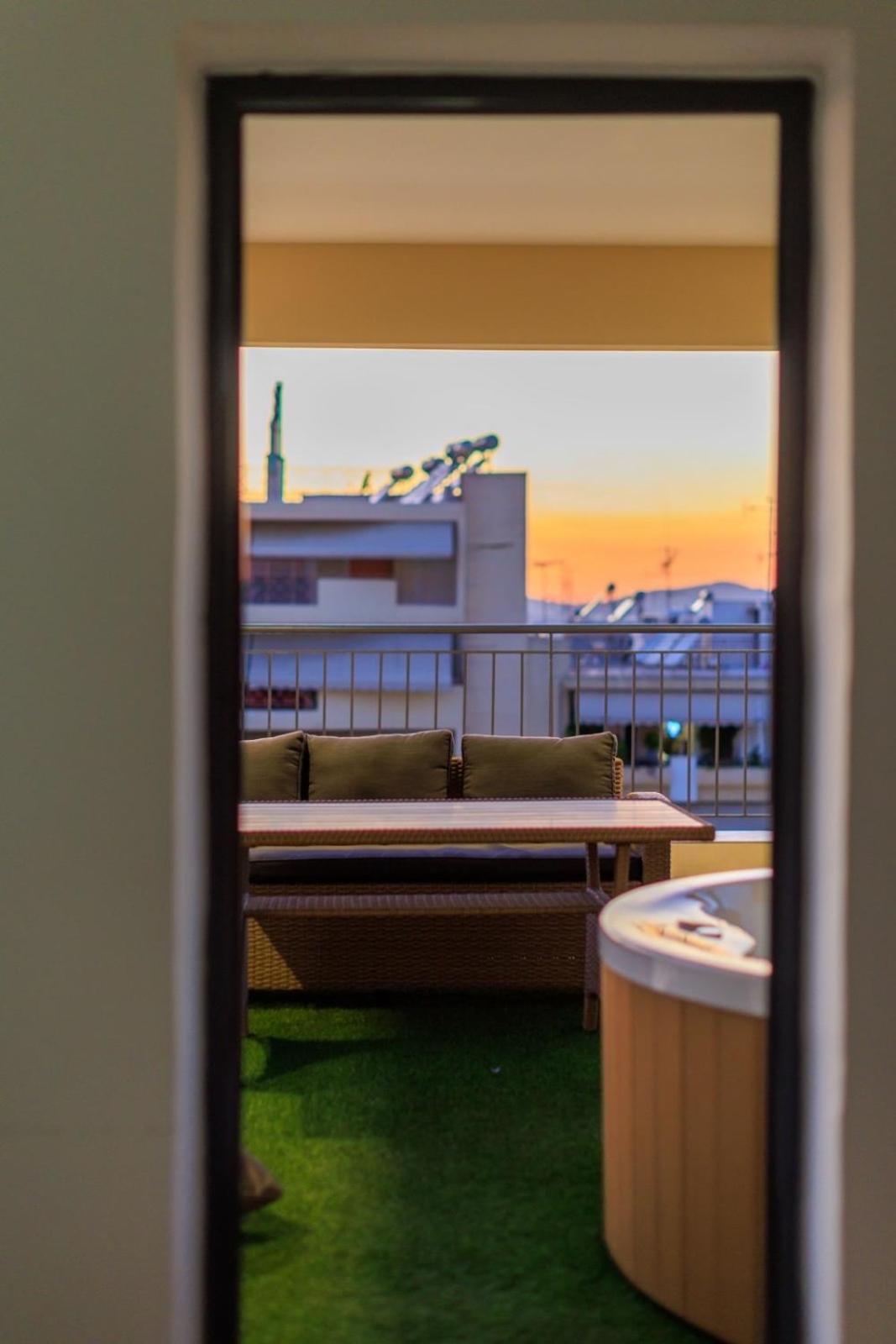 Aiolos Super Lux Suite Jucuzzi Nea Smyrni Centre Athen Exterior foto